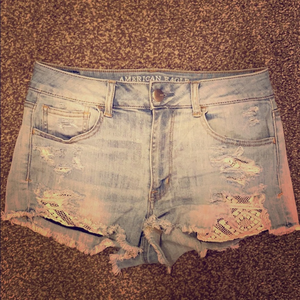 American eagle women’s jean shorts